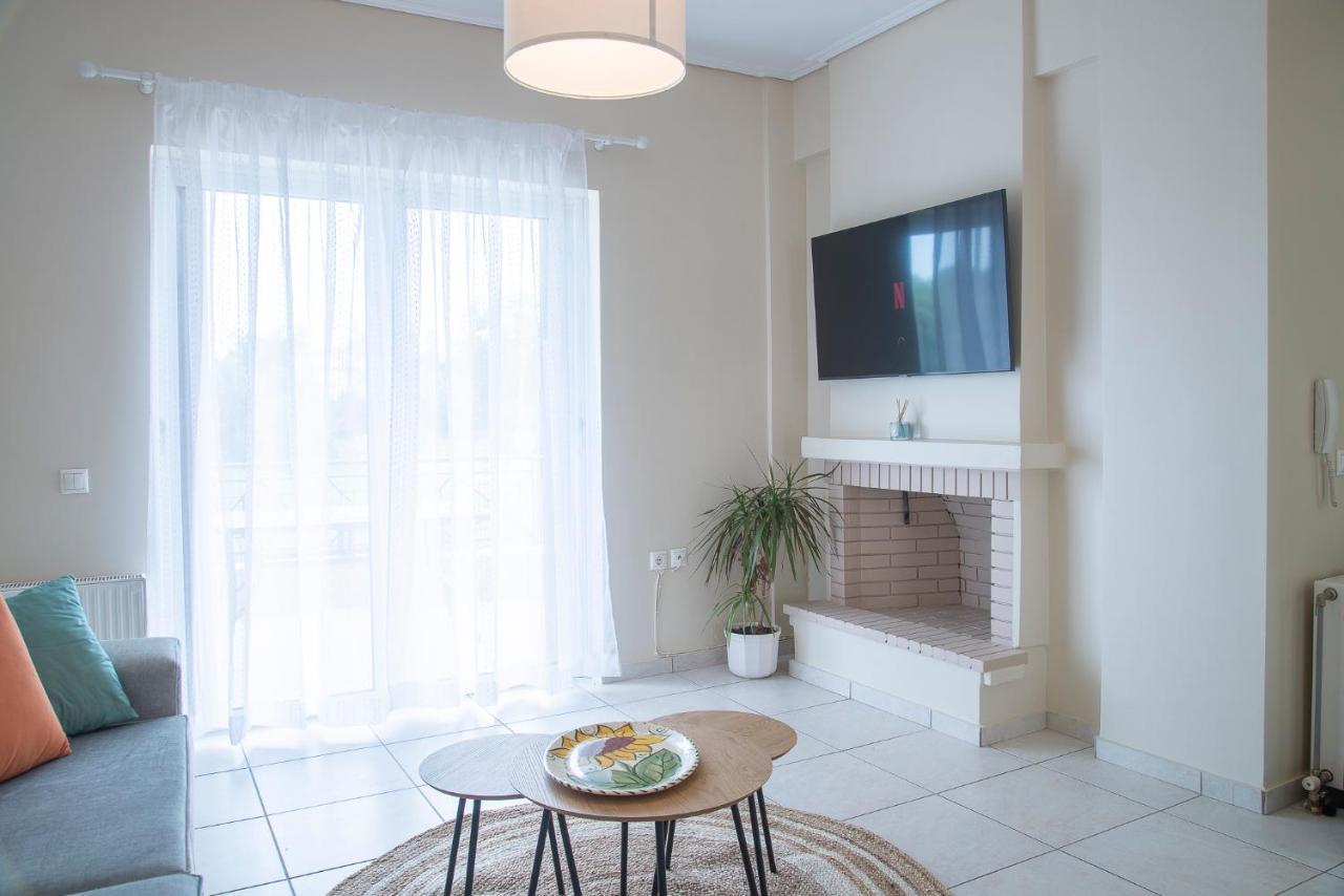 Helios: Charming Beach Home Next To Crystal Waters Nea Makri Ngoại thất bức ảnh